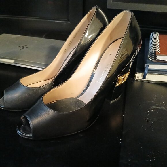 Black Casadei Shoes with Fabulous Gold Rope-look Heels - Picture 2 of 4